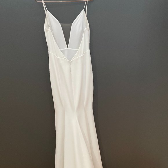 The Label by A&Be Bridal Shop Wedding Dress - Picture 1 of 4